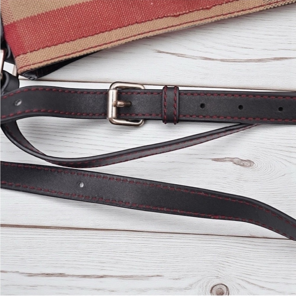 Burberry Limited Edition Ashby Heart House Check Crossbody Bag w/ COA - Picture 16 of 16